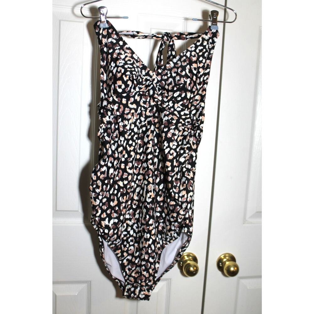 Isabel Maternity Cheetah Print Halter One Piece Maternity Swimsuite sz L